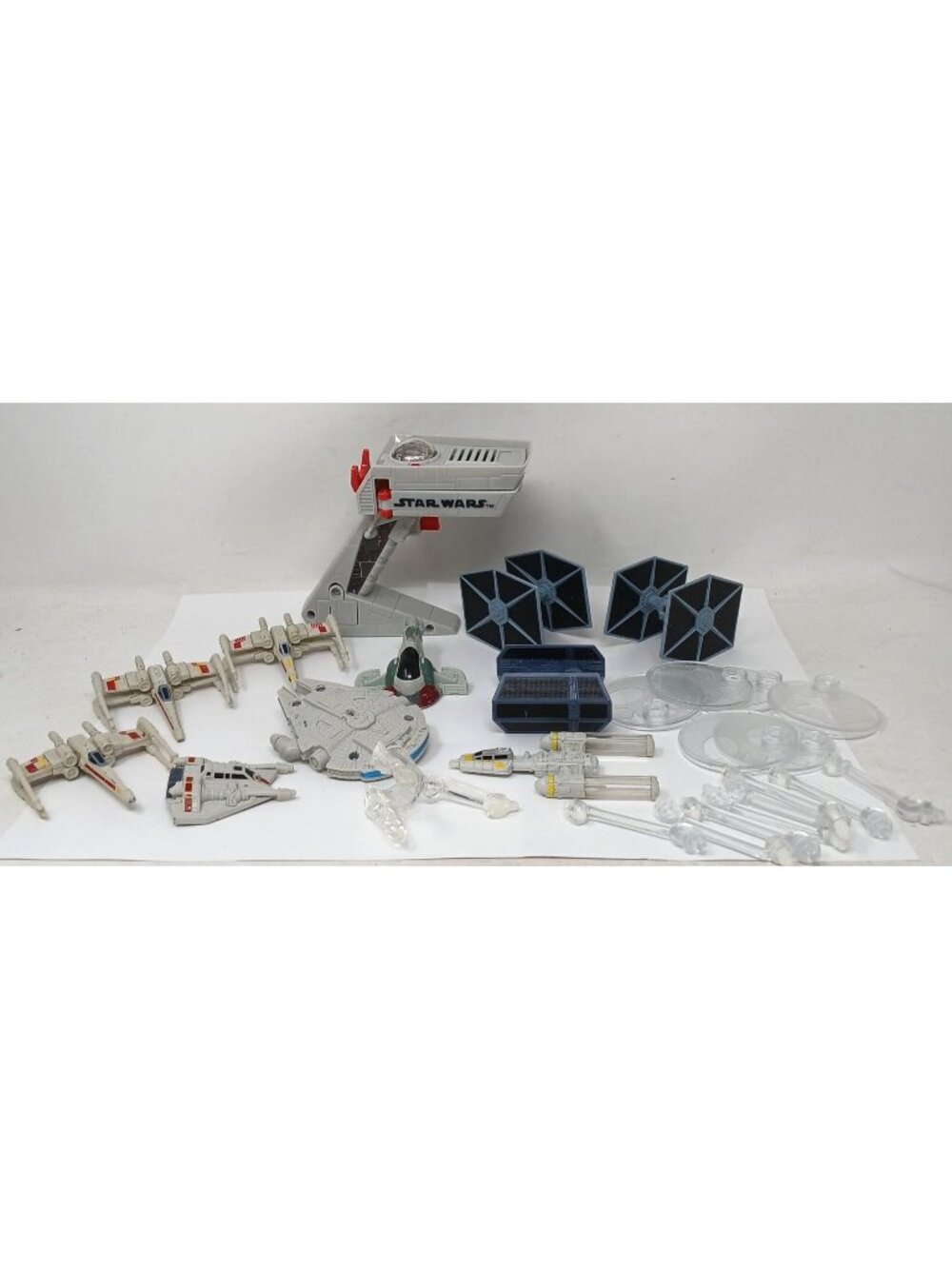 Star Wars Hot Wheels Starships X-Wings Millennium Falcon Fighters Control #D-12